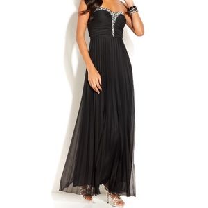 Prom 🌺Dress with Rhinestone SweetheartNeckline🥂